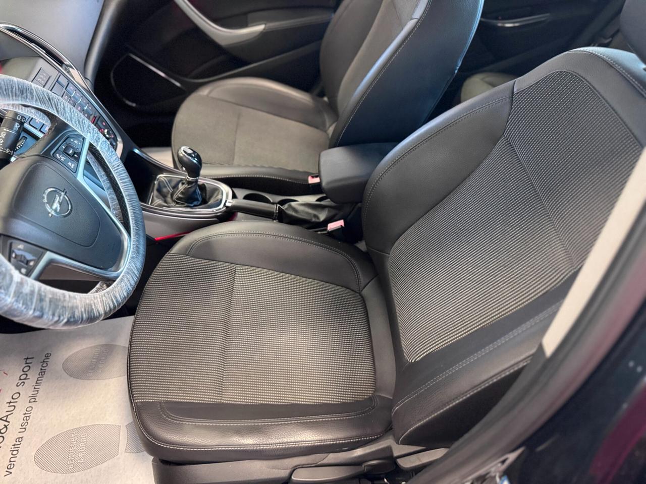 Opel Astra 1.7 CDTI 110CV 5 porte Cosmo Fleet
