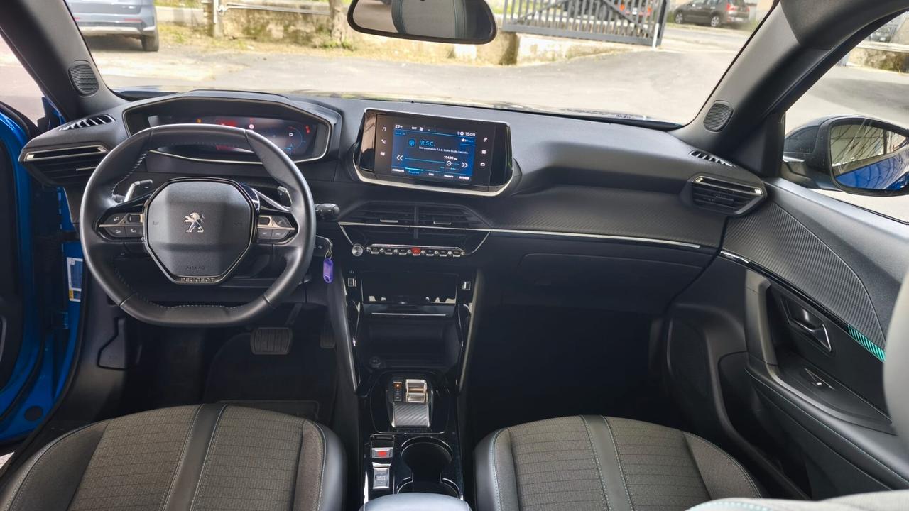 Peugeot 2008 BlueHDi 130 S&S EAT8 Allure Pack