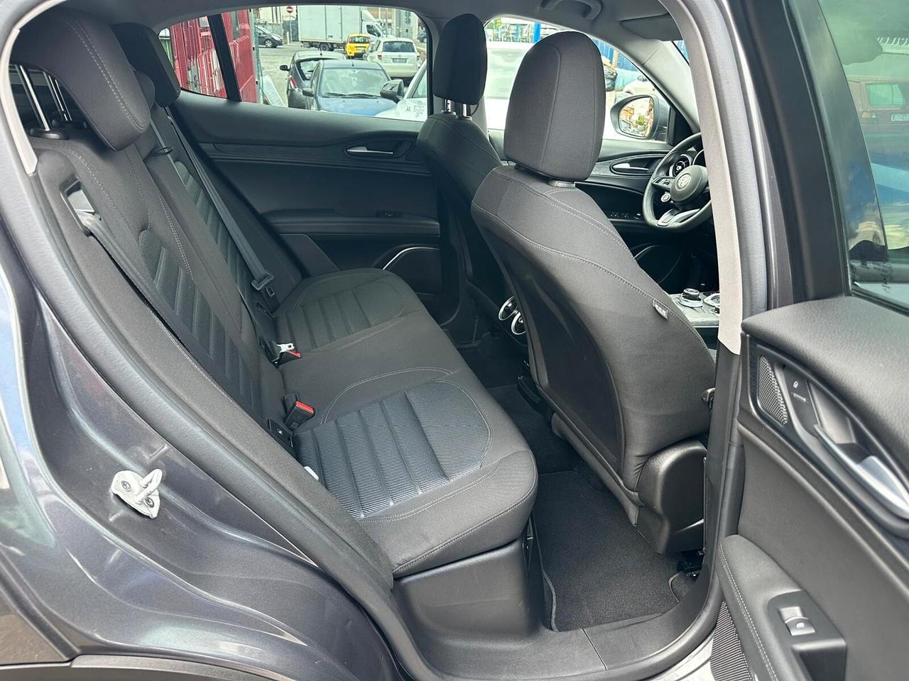 Alfa Romeo Stelvio 2.2 Turbodiesel 190 CV AT8 RWD Sprint