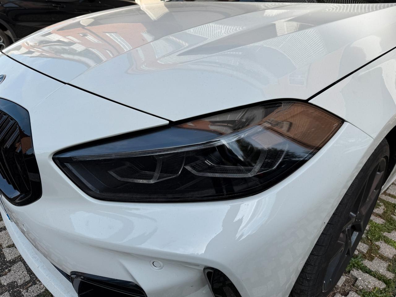 Bmw 118i M Sport Pro full optional, tetto panoramico, sedili a guscio alcantara, tagliandi bmw