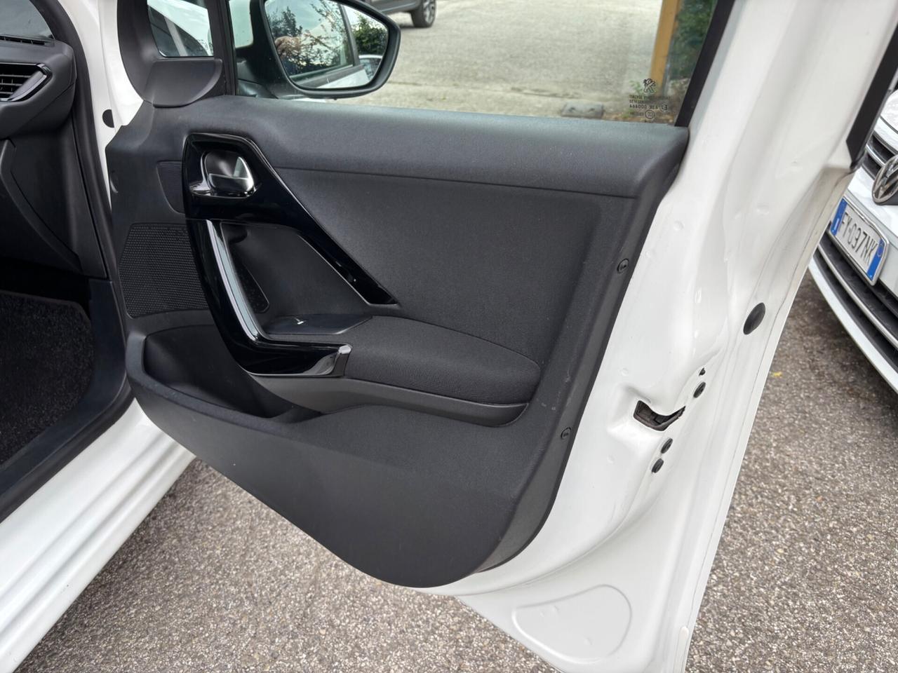 Peugeot 208 1.4 VTi 95 CV 5p. GPL Allure