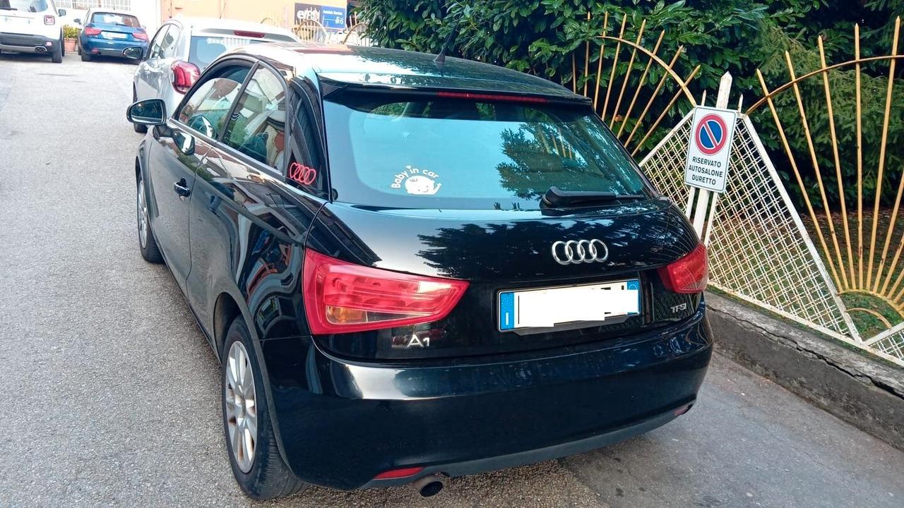 Audi A1 1.2 TFSI -3 PORTE-