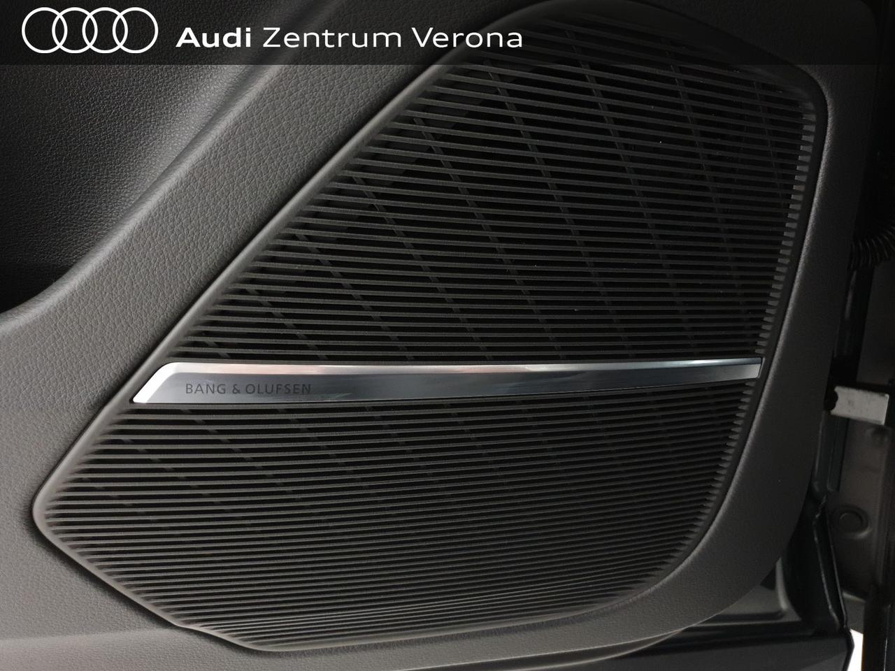 4.0TFSI 640CV quattro tiptronic Performance