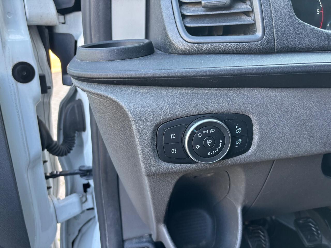 Ford Transit Custom 280 2.0 EcoBlue Hybrid 130 PC Furg. Titanium