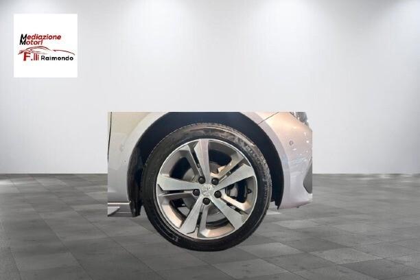 Peugeot 308 1.5 130CV GT 18.000KM