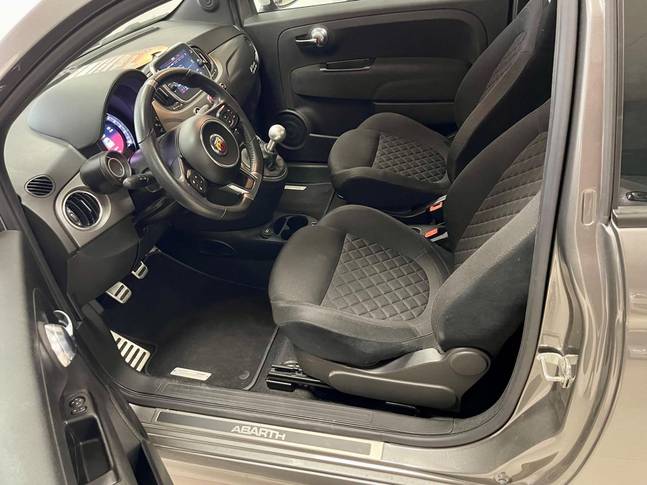 Abarth 595 1.4 Turbo T-Jet 165 CV( come nuova)