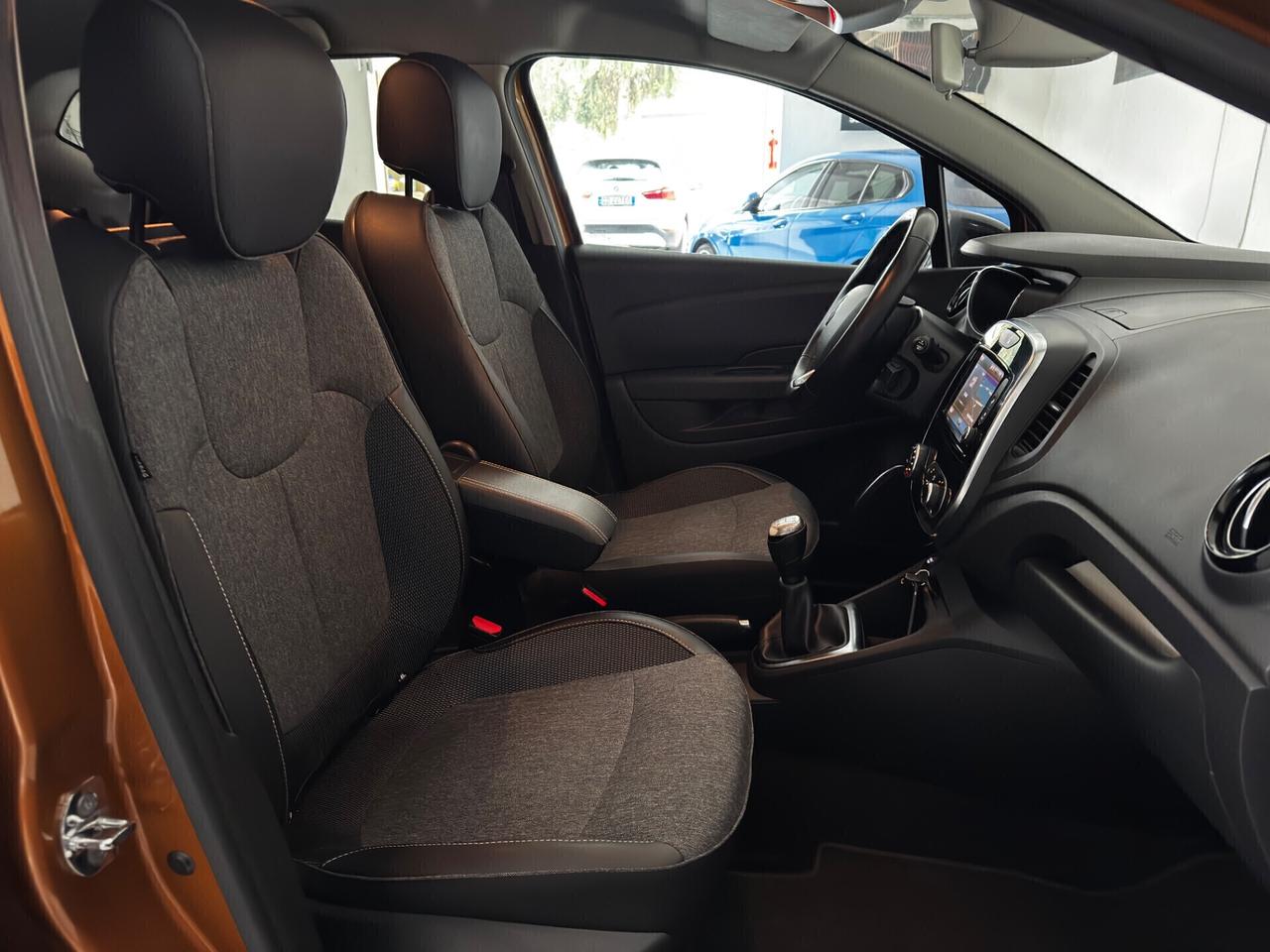 Renault Captur TCe 12V 90 CV Business