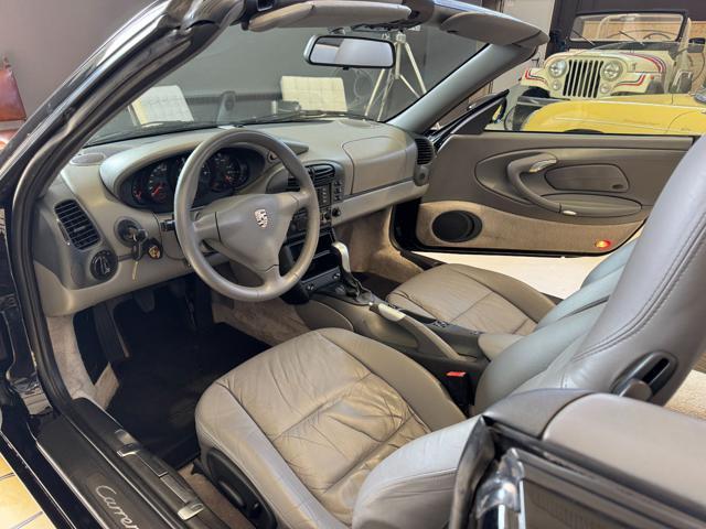 PORSCHE 911 Carrera 3.4 CABRIO / BOOK SERVICE PORSCHE