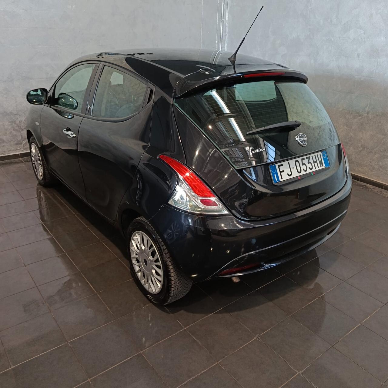 Lancia Ypsilon 1.2 BENZINA