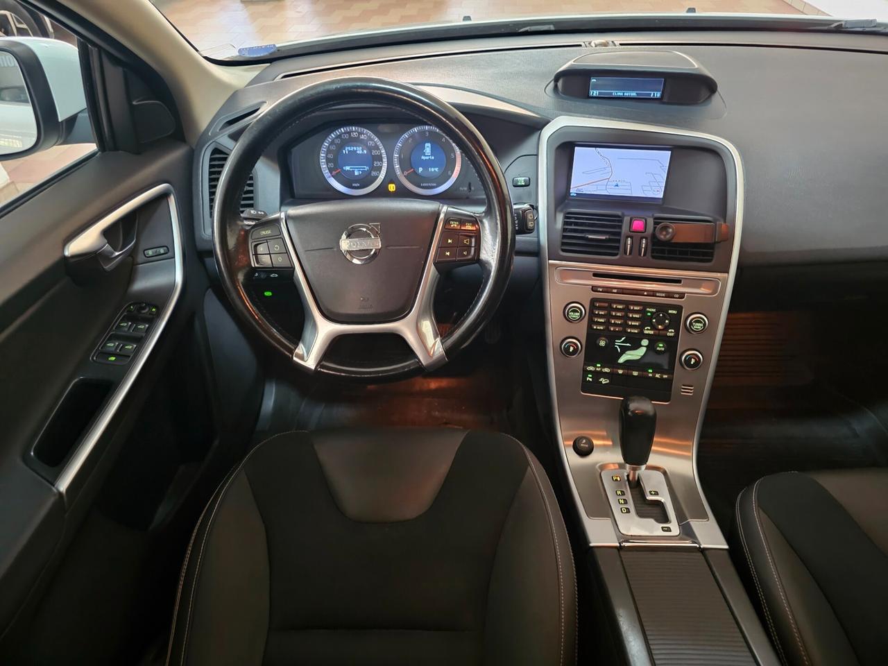 Volvo XC 60 XC60 D3 AWD Geartronic R-design