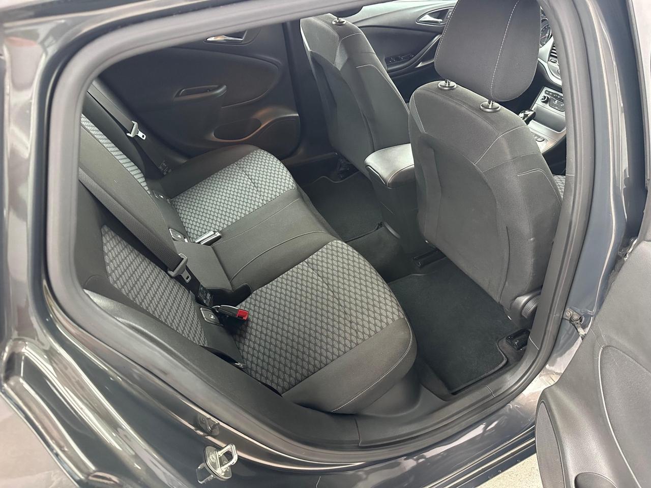 Opel Astra 1.6 CDTi Sports Tourer