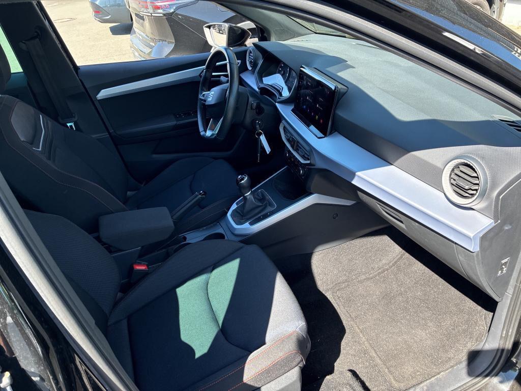 Seat Arona 1.0 TGI FR Navi, Sedili riscaldati, Retrocamera