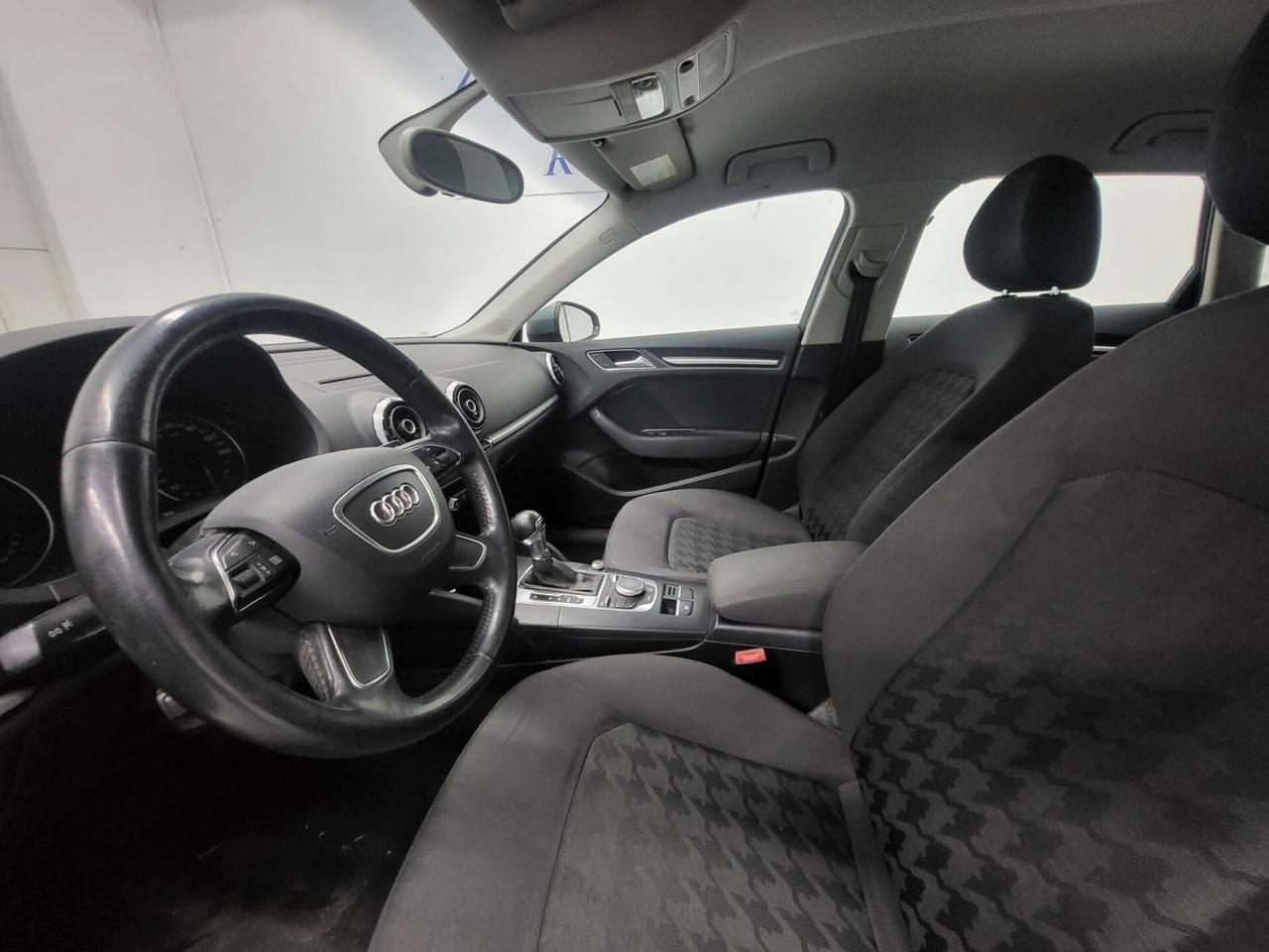 Audi A3 Audi A3 spb 1.6 TDI S-TRONIC Anno 2018