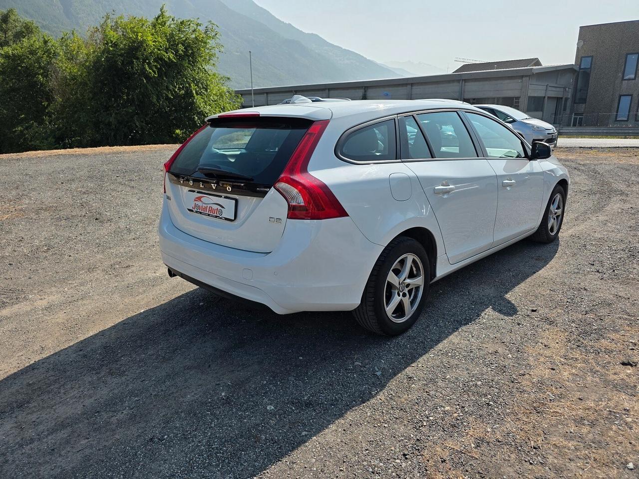 Volvo V60 D2 NEOPATENTATI