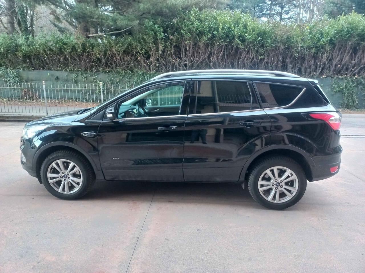 Ford Kuga 2.0 TDCI 150 CV S&S 4WD Titanium Powershift Business