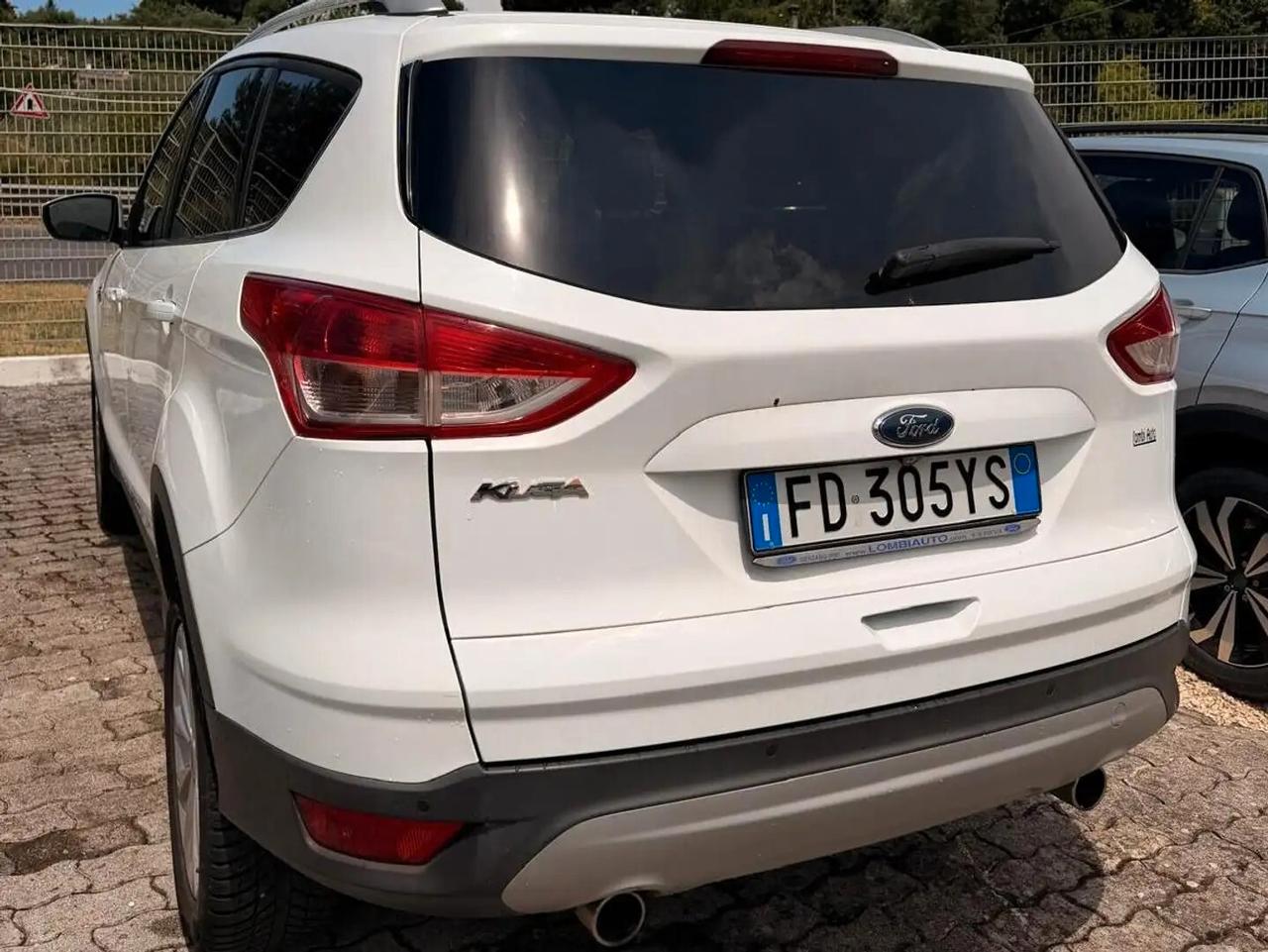 Ford Kuga 2.0 TDCI 150 CV S&S 4WD Powershift Titanium