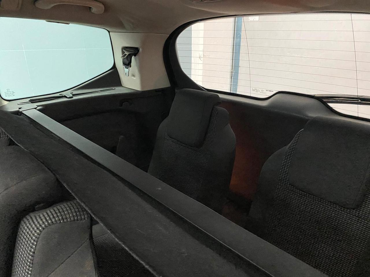 Peugeot 5008 1.6 HDi 110CV Business
