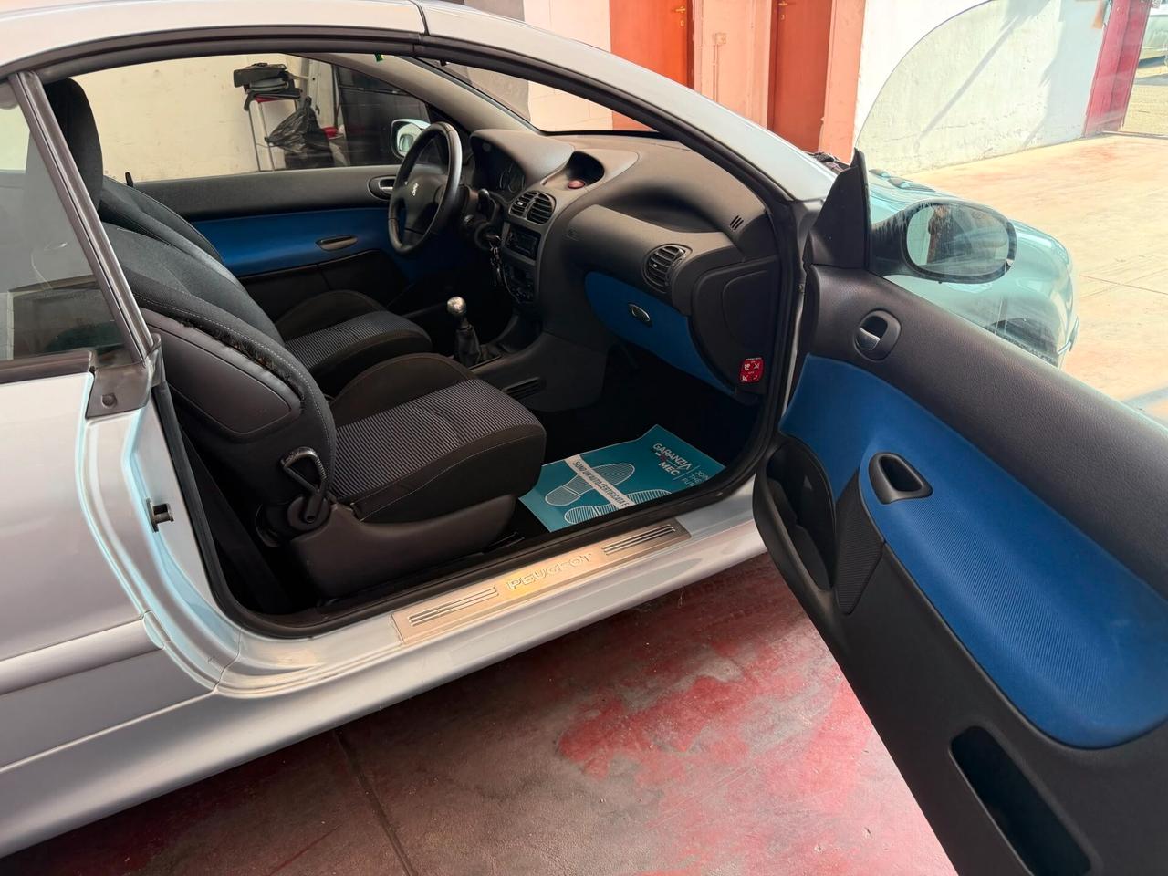 Peugeot 206 1.6 16V CC neopat