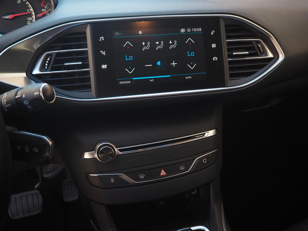 Peugeot 308 BlueHDi 130 S&S EAT8 Business