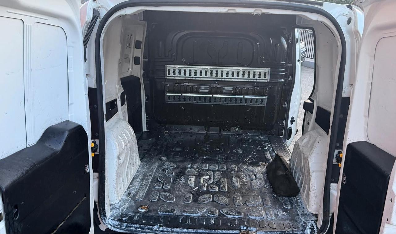 Fiat Doblo Doblò 1.3 MJT PC-TN 3 Posti Cargo Lamierato 3