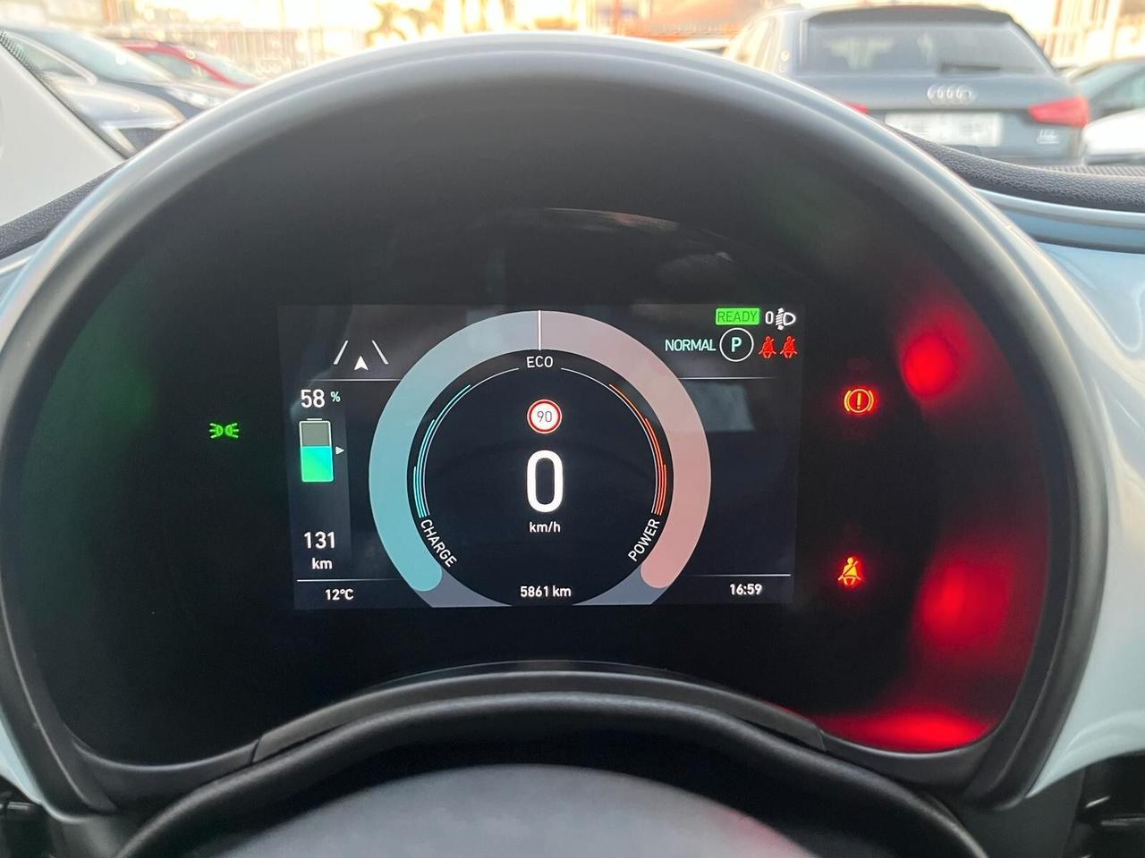 Fiat 500e 42kWh Icon autonomia 300KM