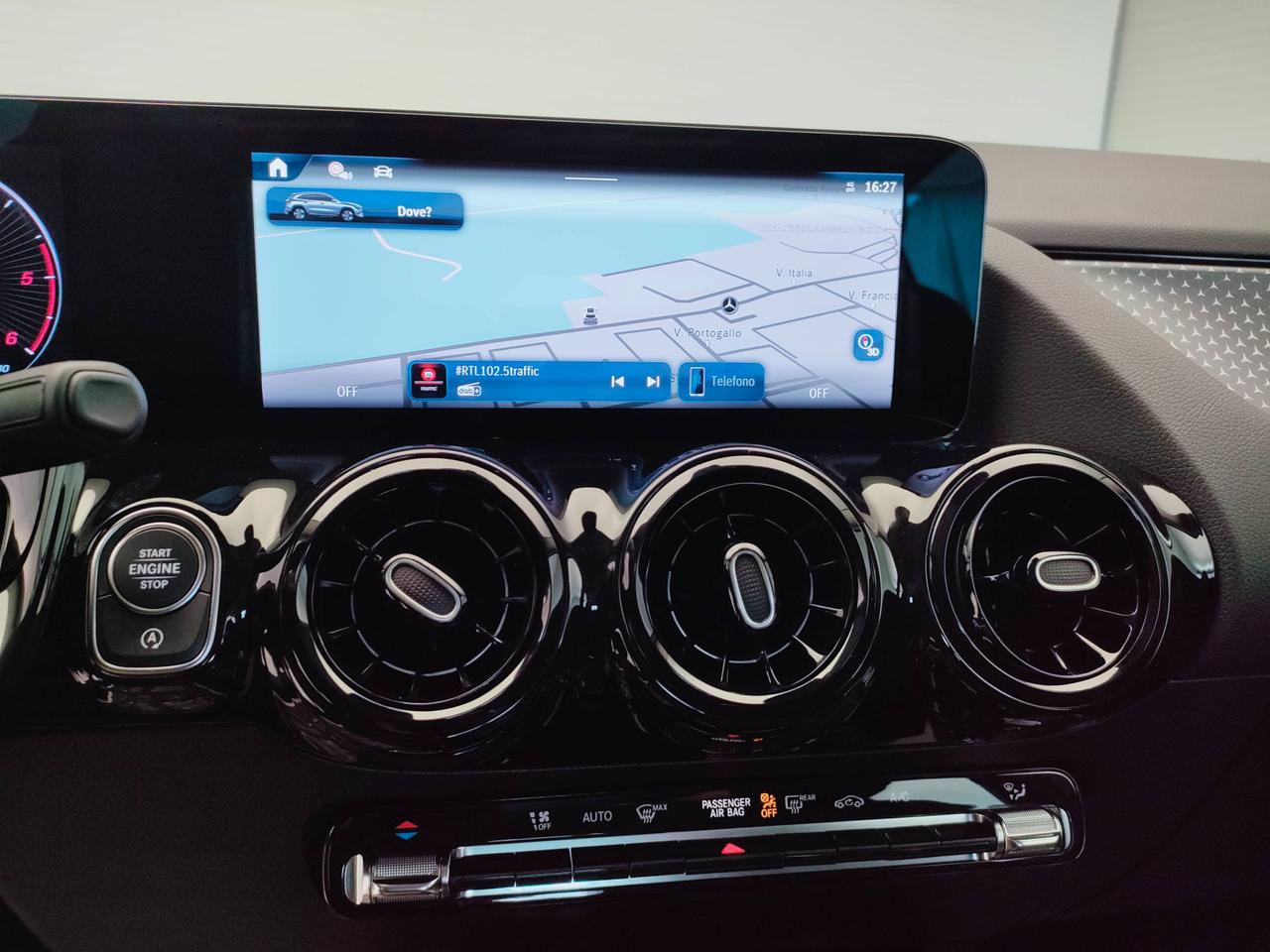 Mercedes-Benz GLA-H247 2023 - GLA 180 d Advanced auto