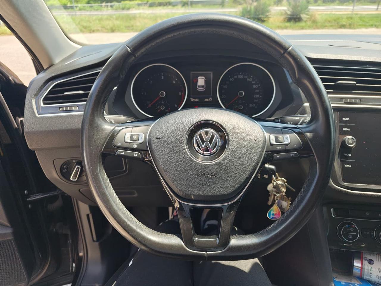 Volkswagen Tiguan Business 1.6 TDI #11814