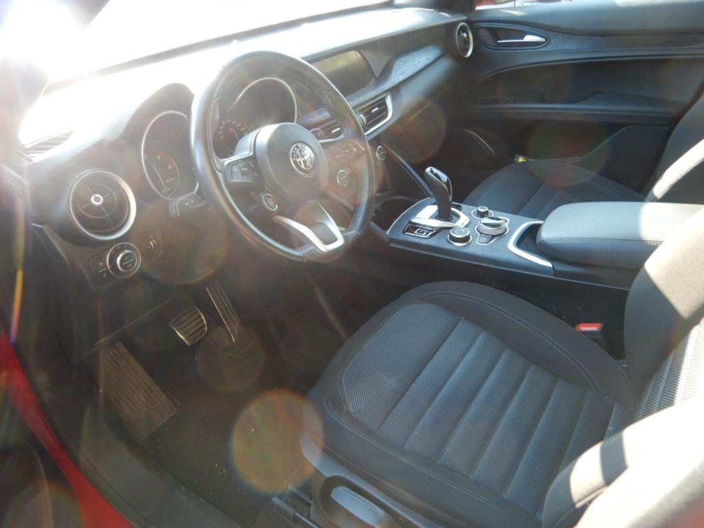 Alfa Romeo Stelvio 2.2 Turbodiesel 160 CV AT8 RWD Super Business