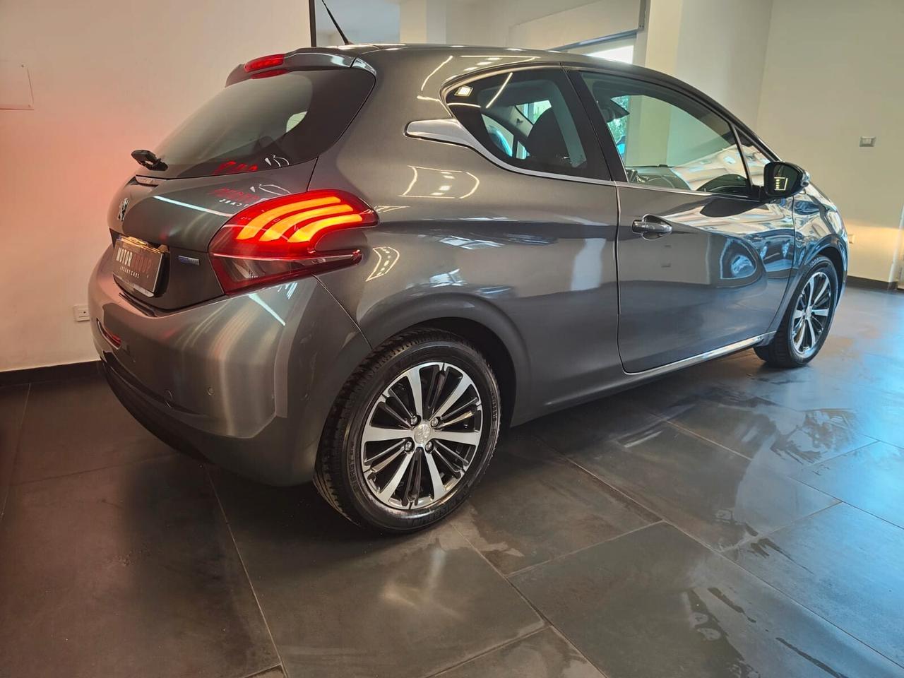 Peugeot 208 1.2 PureTech 82 3 porte Allure