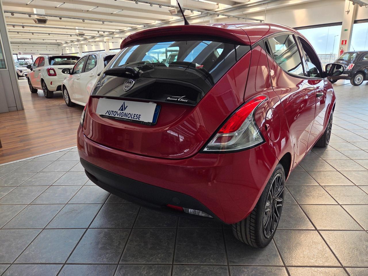 Lancia Ypsilon 1.2 69 CV 5 porte Elefantino-Uniproprietaria