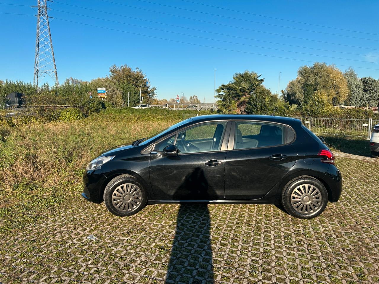 Peugeot 208 BlueHDi 75 5 porte Allure