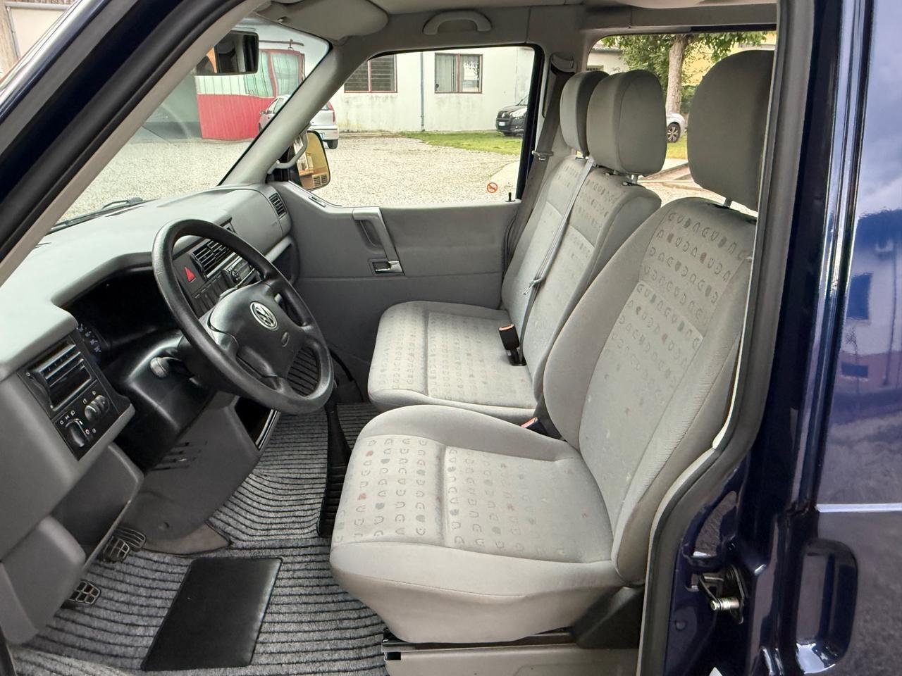 Volkswagen Caravelle/Multivan Caravelle 2.5 TDI/102CV Comfortline