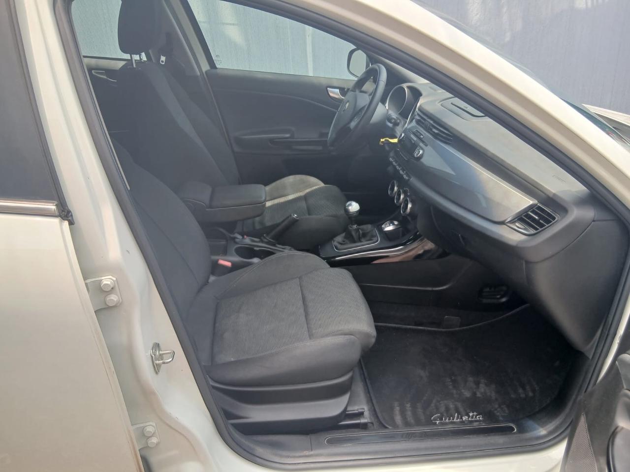 Alfa Romeo Giulietta 1.6 JTDm-2 105 CV
