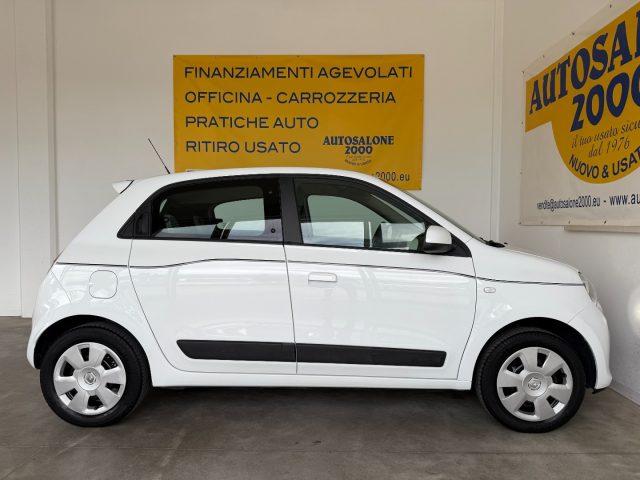 RENAULT Twingo SCe Life NEOPATENTATI / PREZZO REALE