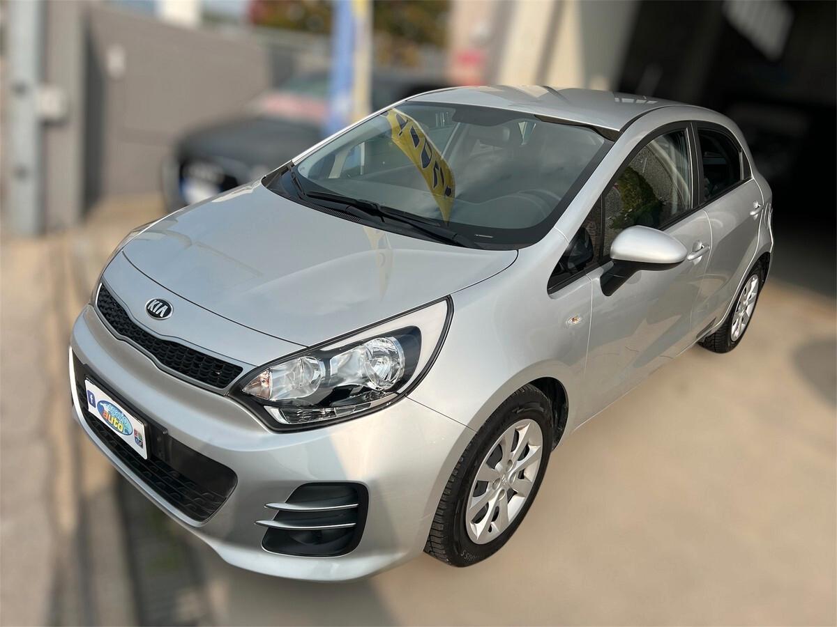 Kia Rio 1.1 CRDi 5p. Active / PER NEOPATENTATI