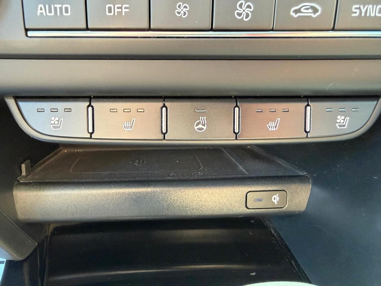 Kia XCeed 1.6 CRDi 136 CV DCT Evolution TETTO/FULL PELLE
