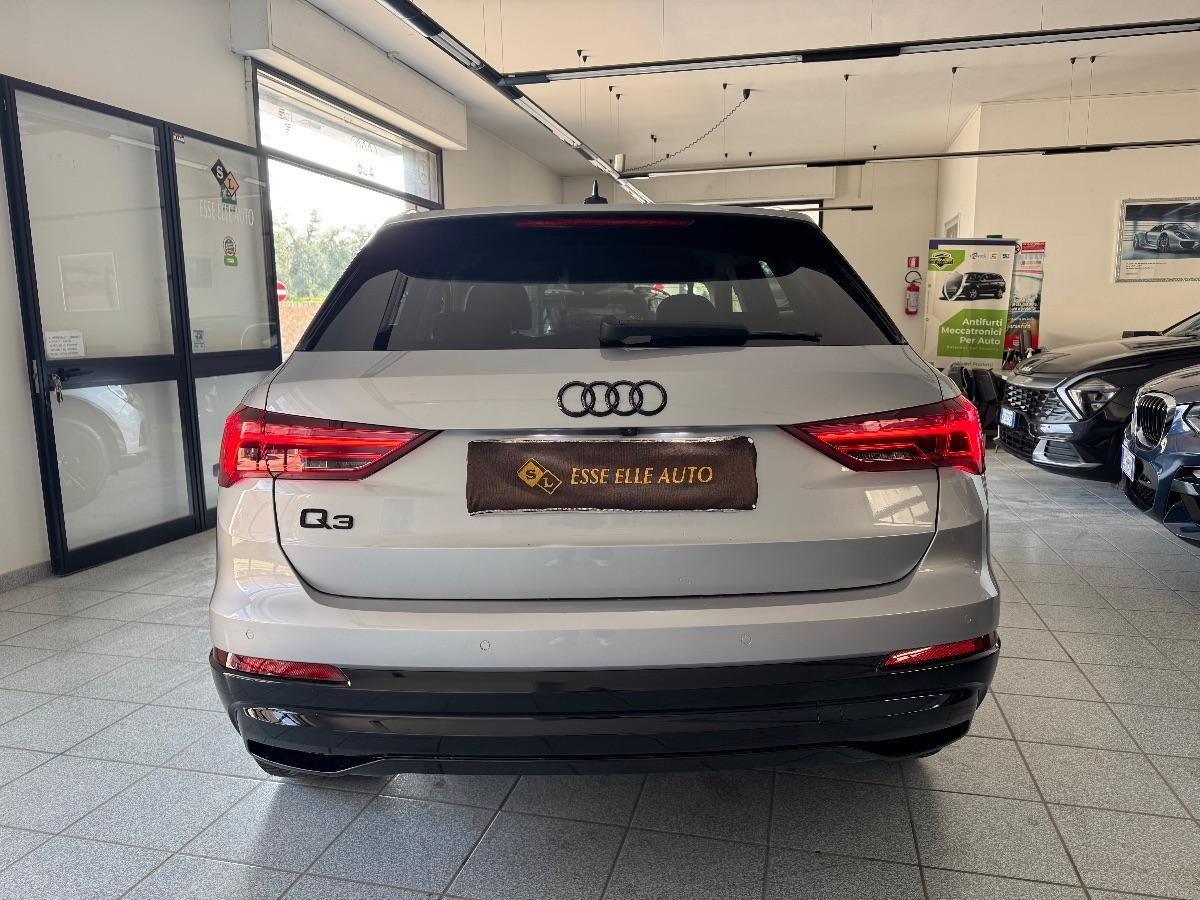 AUDI Q3 35TDI S tronic Business UNICO PROP/ MATRIX