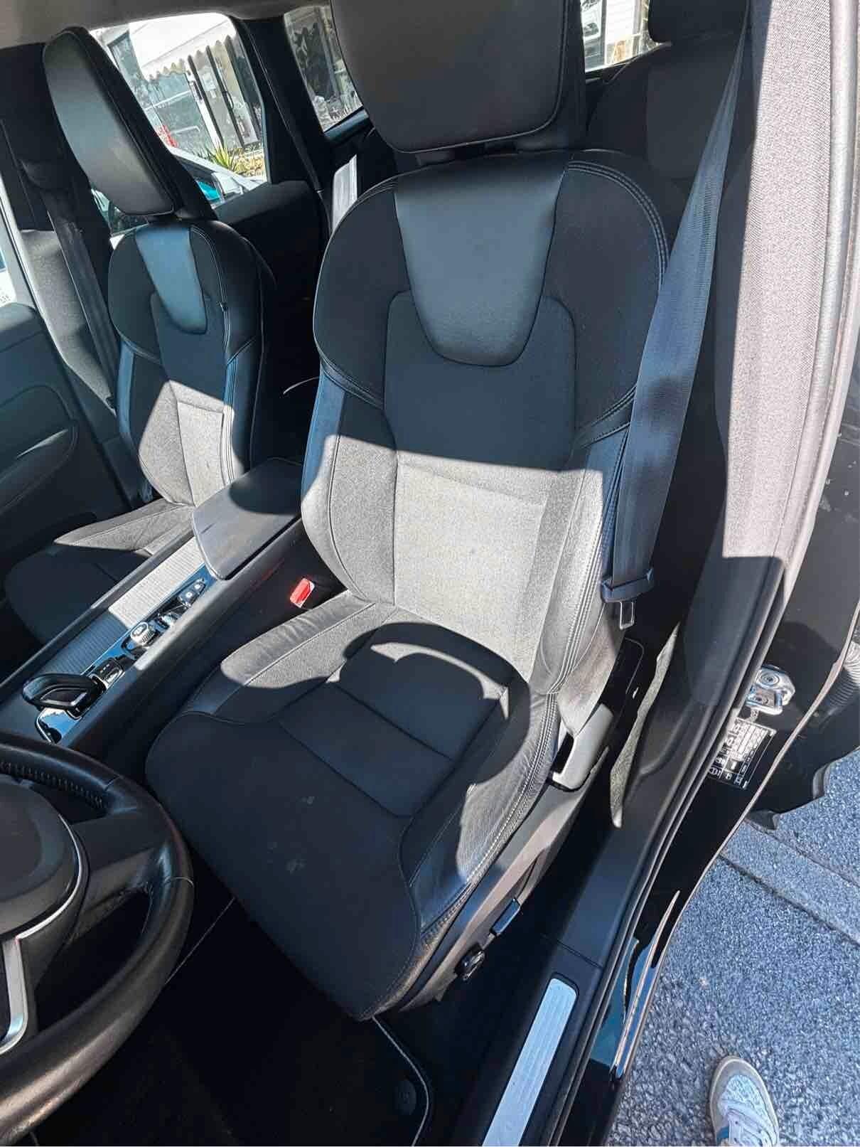 Volvo XC 60 XC60 B4 (d) AWD Geartronic Momentum Pro