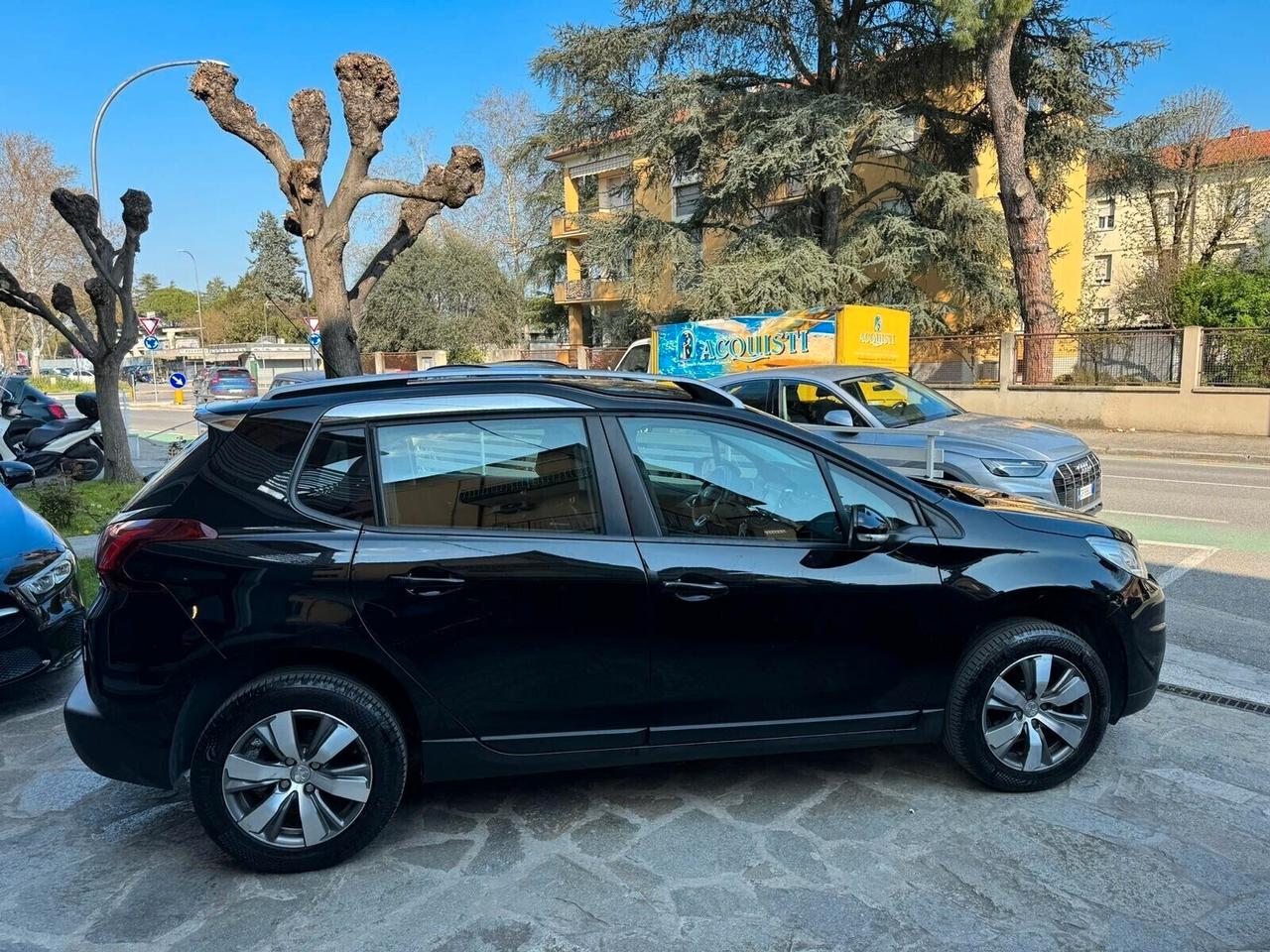 PEUGEOT 2008 PureTech 82cv ALLURE NEOPAT.