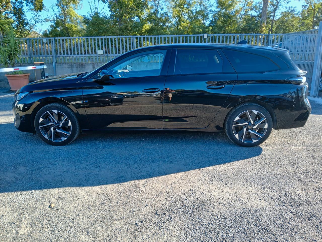 Peugeot 308 PureTech Turbo 130 S&S SW Allure