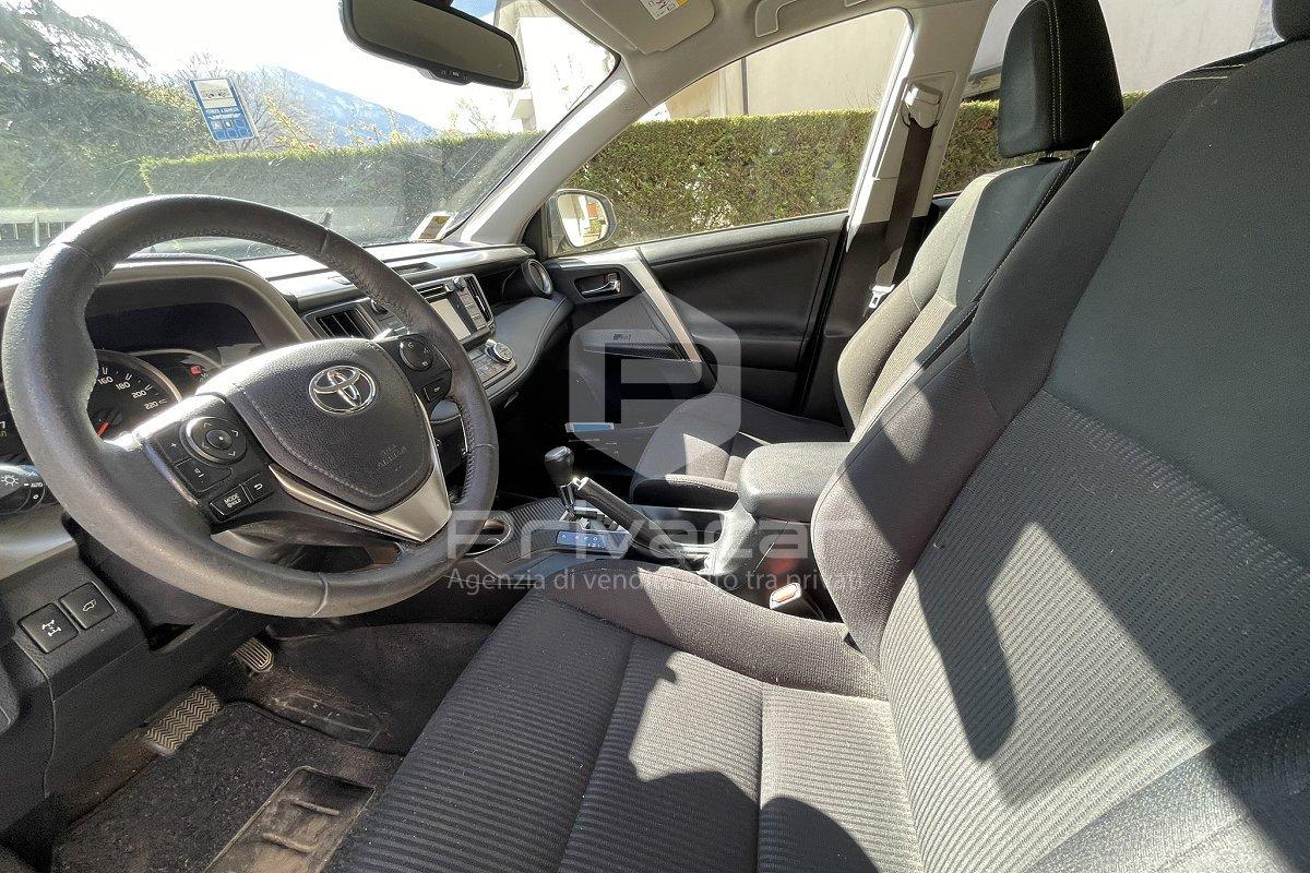 TOYOTA RAV4 2.2 D-CAT A/T 4WD Style White Ed.