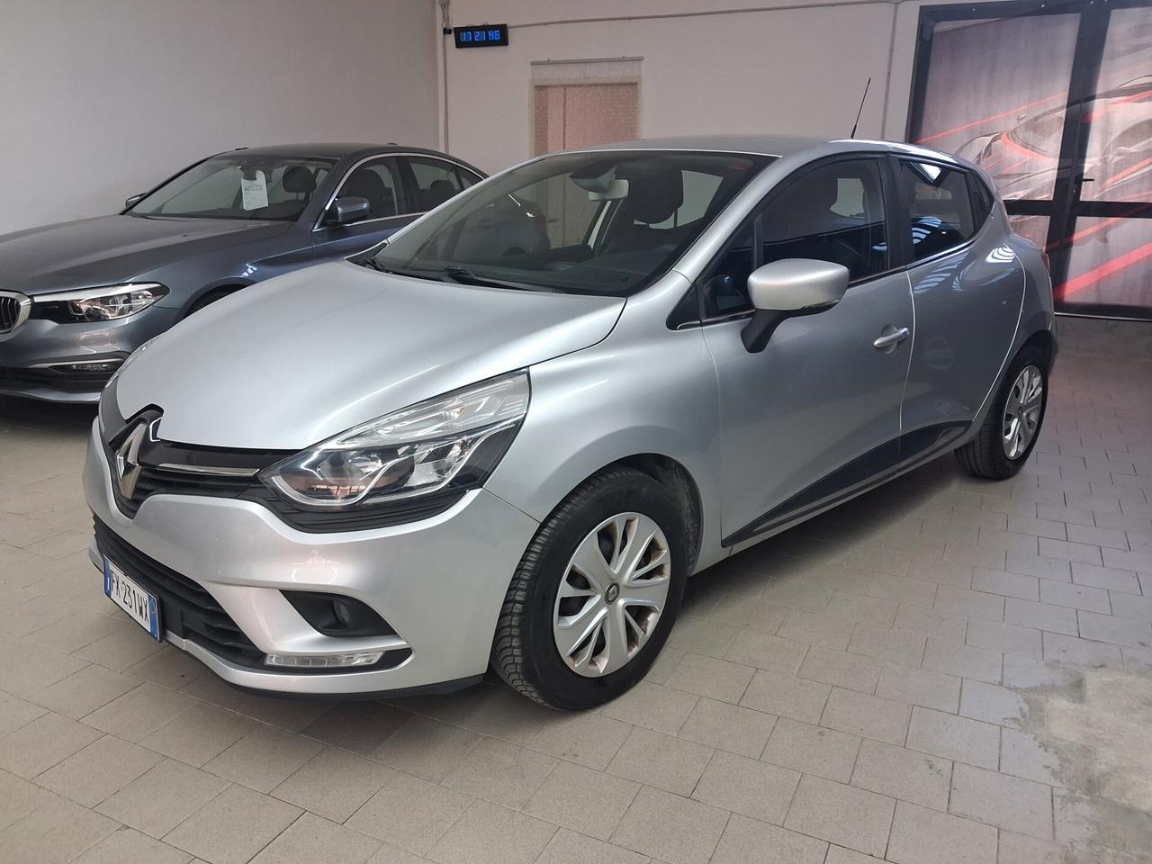 Renault Clio dCi 8V 90 CV EDC Start&Stop 5 porte Energy Duel