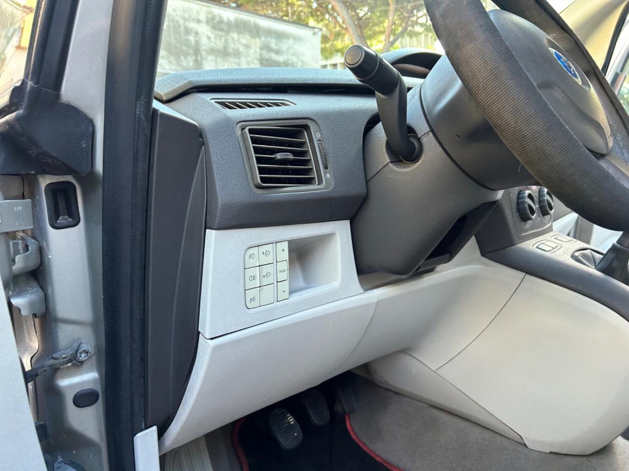 Fiat Idea 1.4 16V Emotion