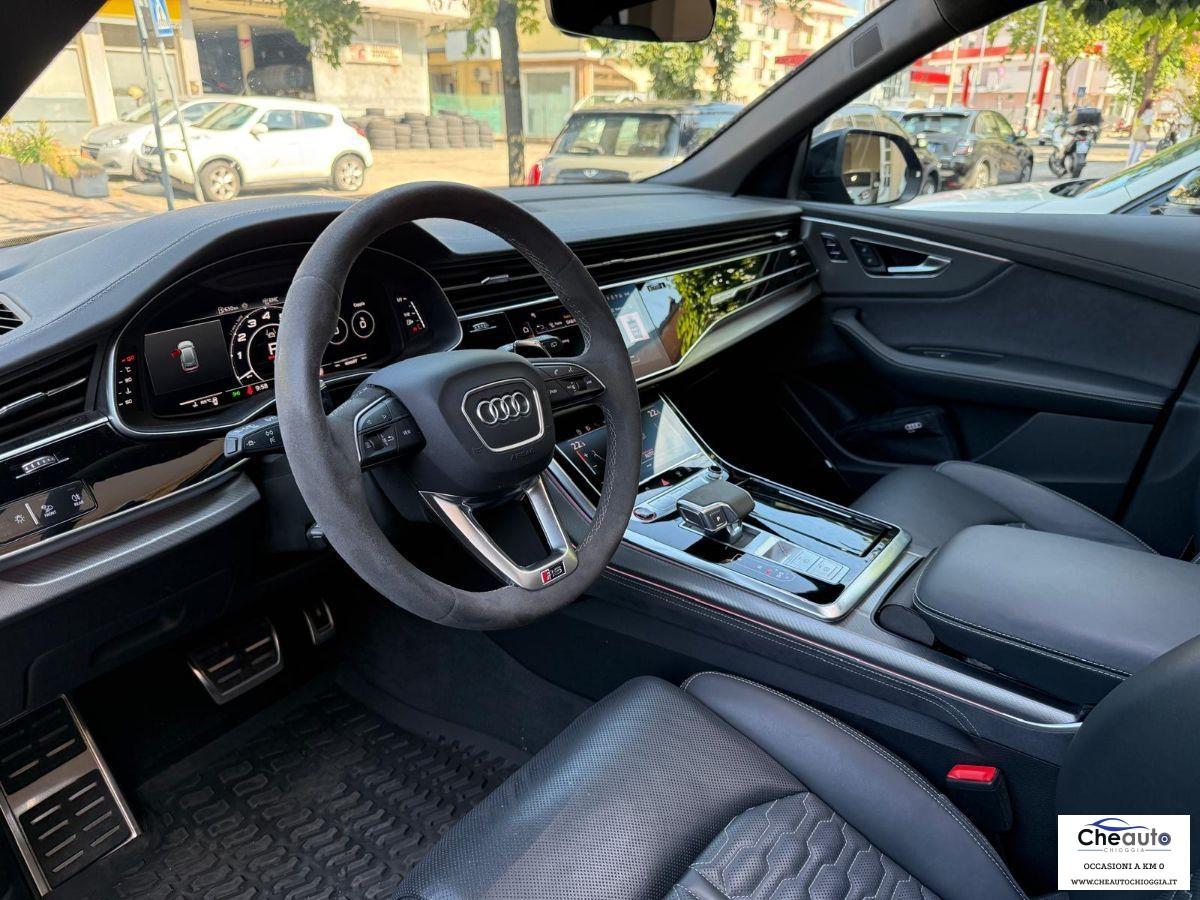 AUDI - RSQ8 - RS Q8 TFSI V8 quattro tiptr. Performance