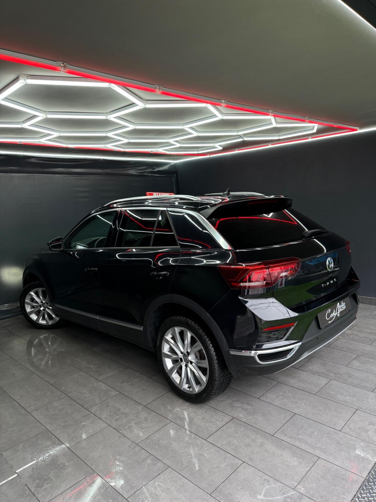 Volkswagen T-Roc 1.6 TDI SCR Advanced BLACK 10/2018