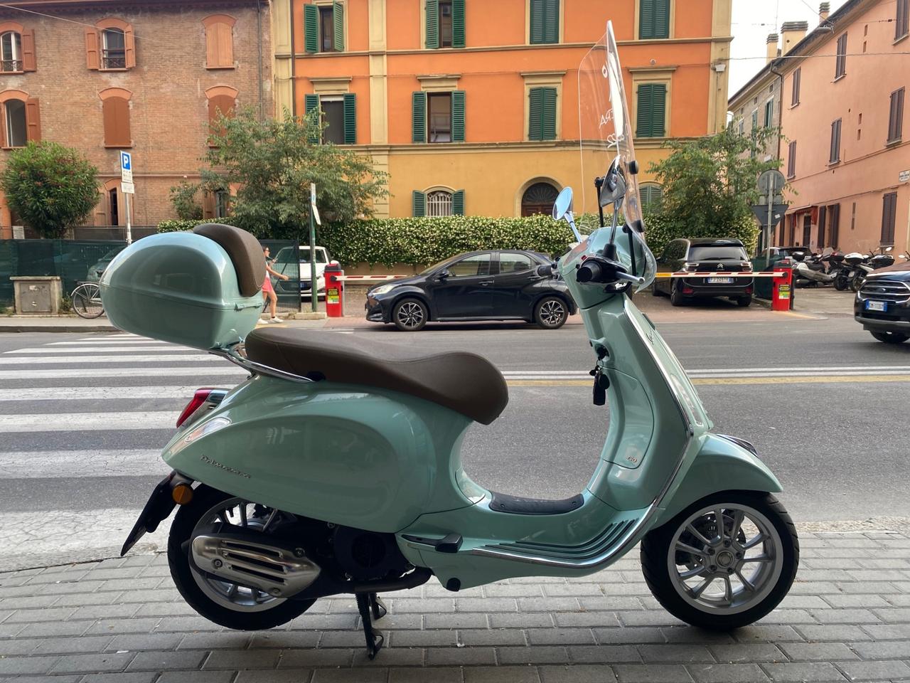 Piaggio Vespa cc 150 Primavera anno 2022 km 500 Come Nuova!