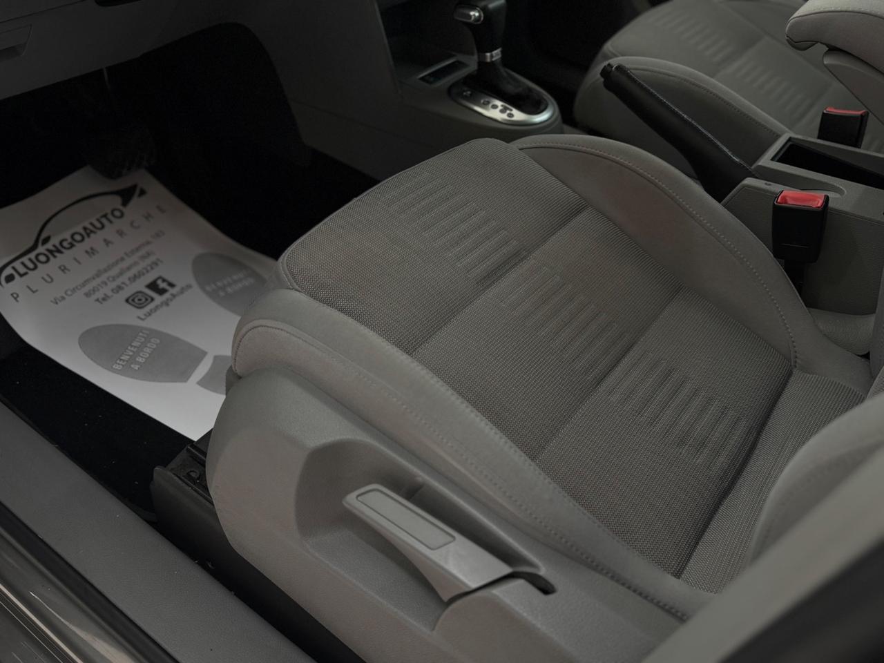 Volkswagen Touran 2.0 F DSG Highline