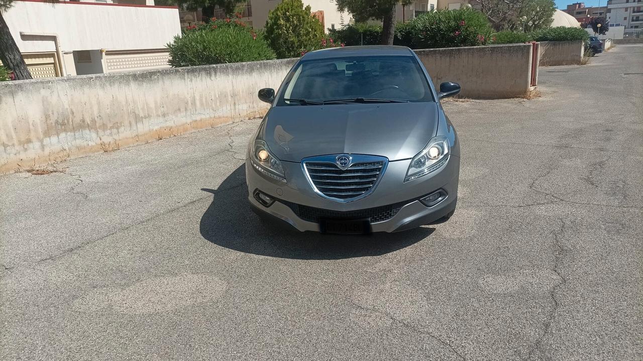 Lancia Delta 1.6 MJT DPF Gold