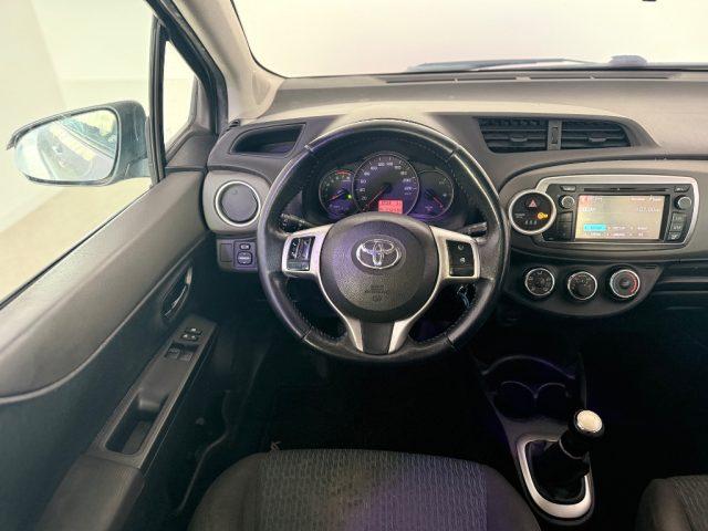 TOYOTA Yaris 1.0 5 porte Lounge