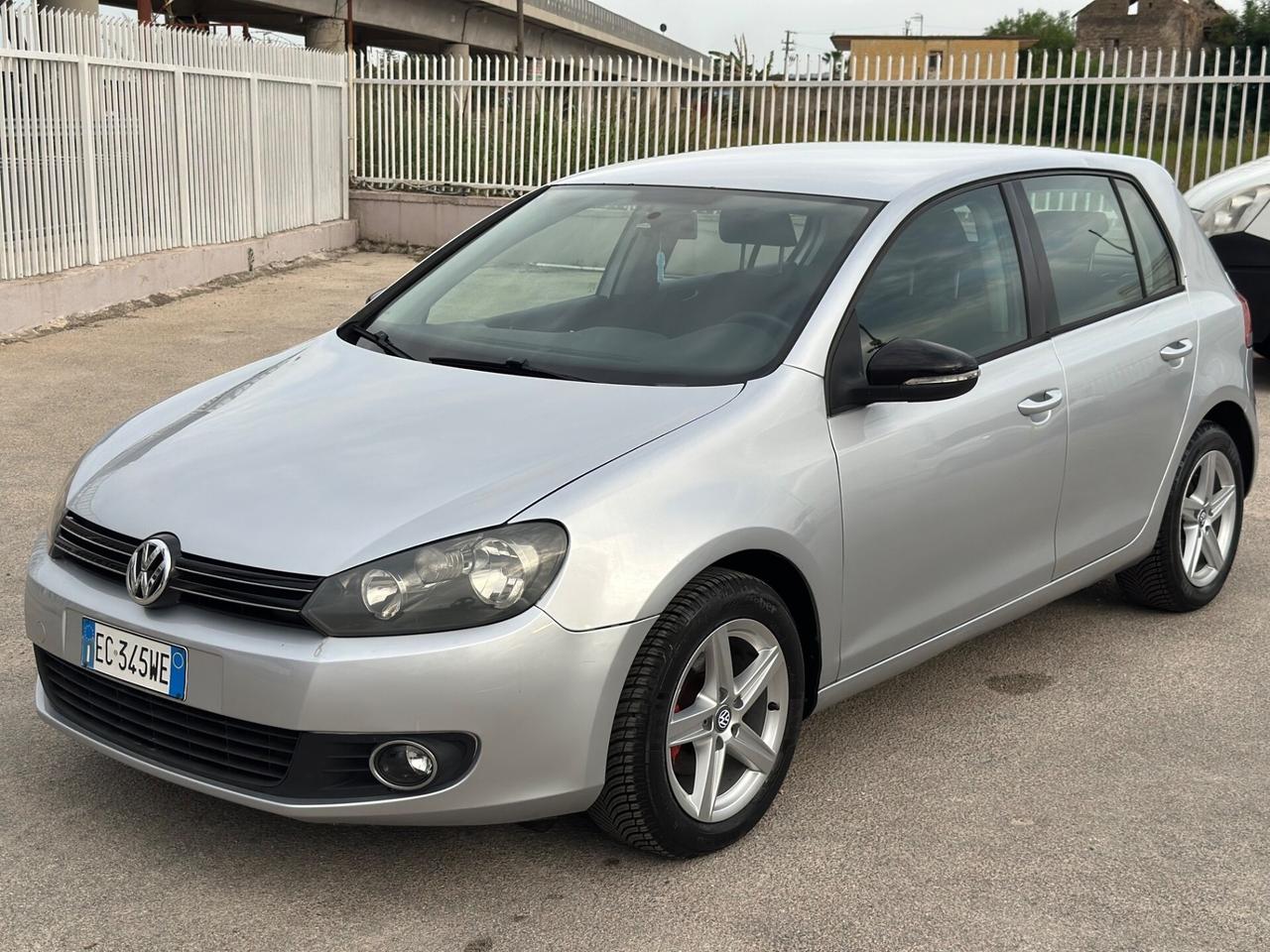 Volkswagen Golf 2010 1.2 TSI 105CV 5p. Comfortline